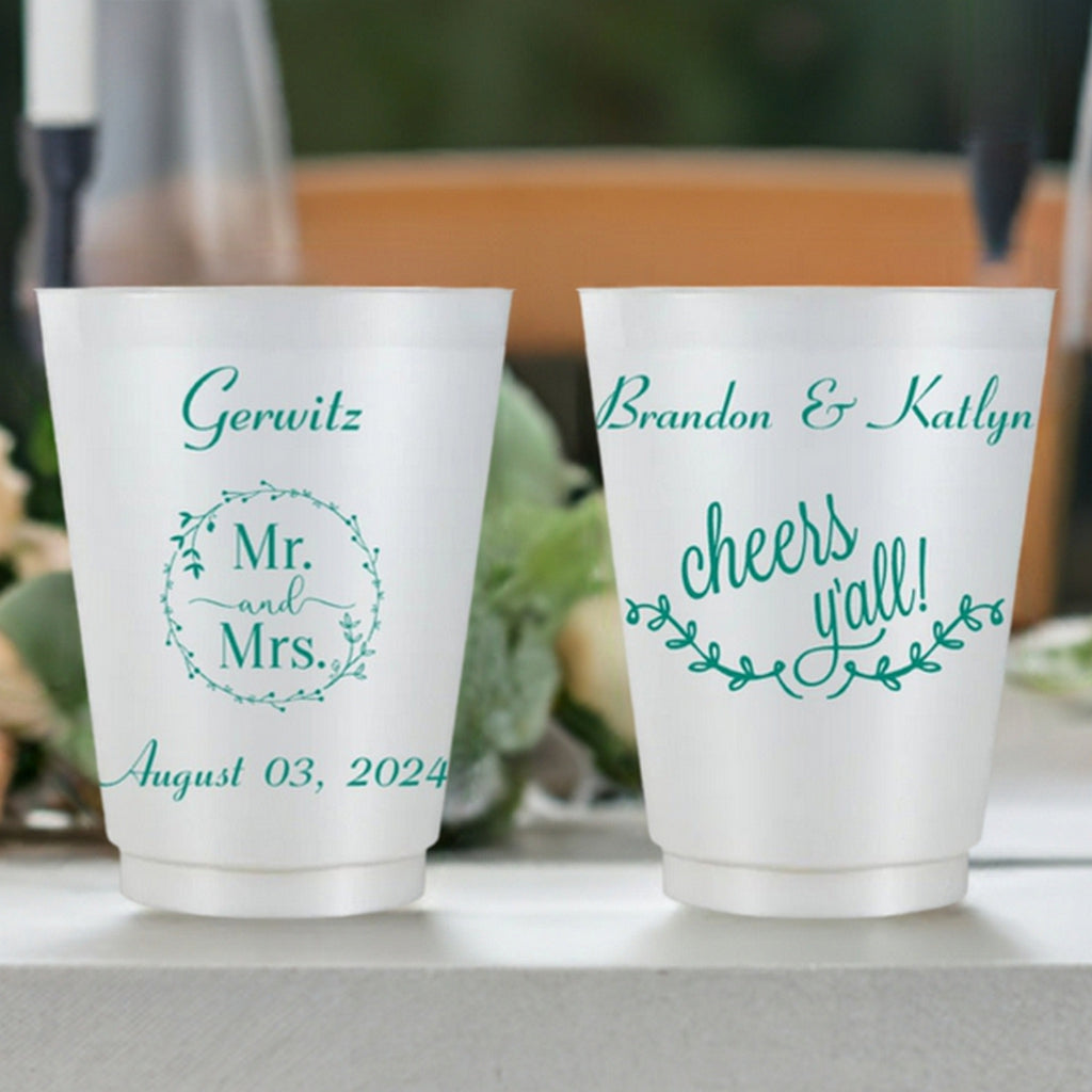 Personalized wedding cups featuring custom names and date for a unique wedding celebration