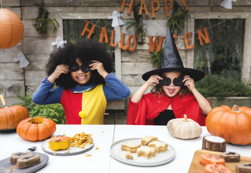 Creative Themes for Your Halloween Party Decorations