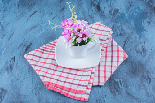 DIY Ideas for Personalizing Plates and Napkins